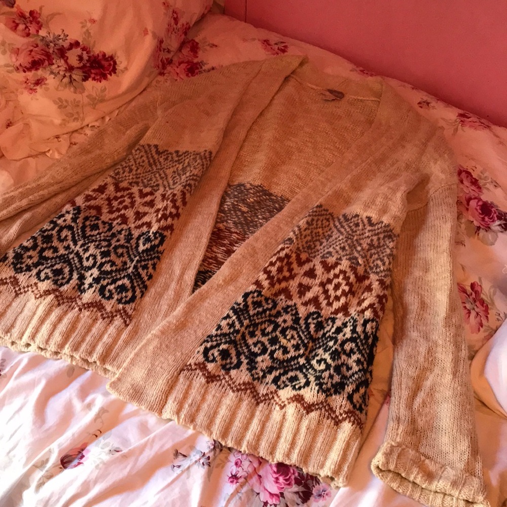 Cardigan with pockets